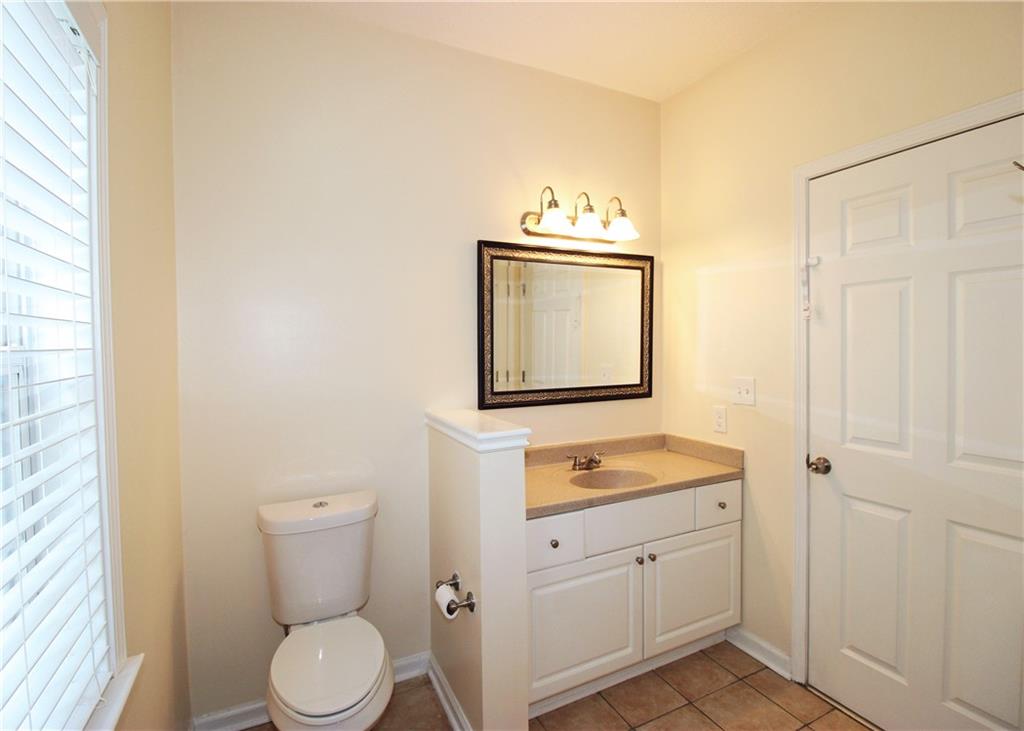 210 Spring Heights Lane Se Unit 2 Property Photo 25