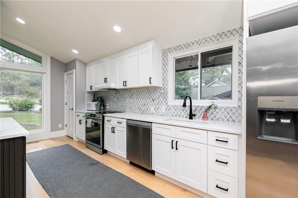 371 Clear Spring Court Property Photo 13