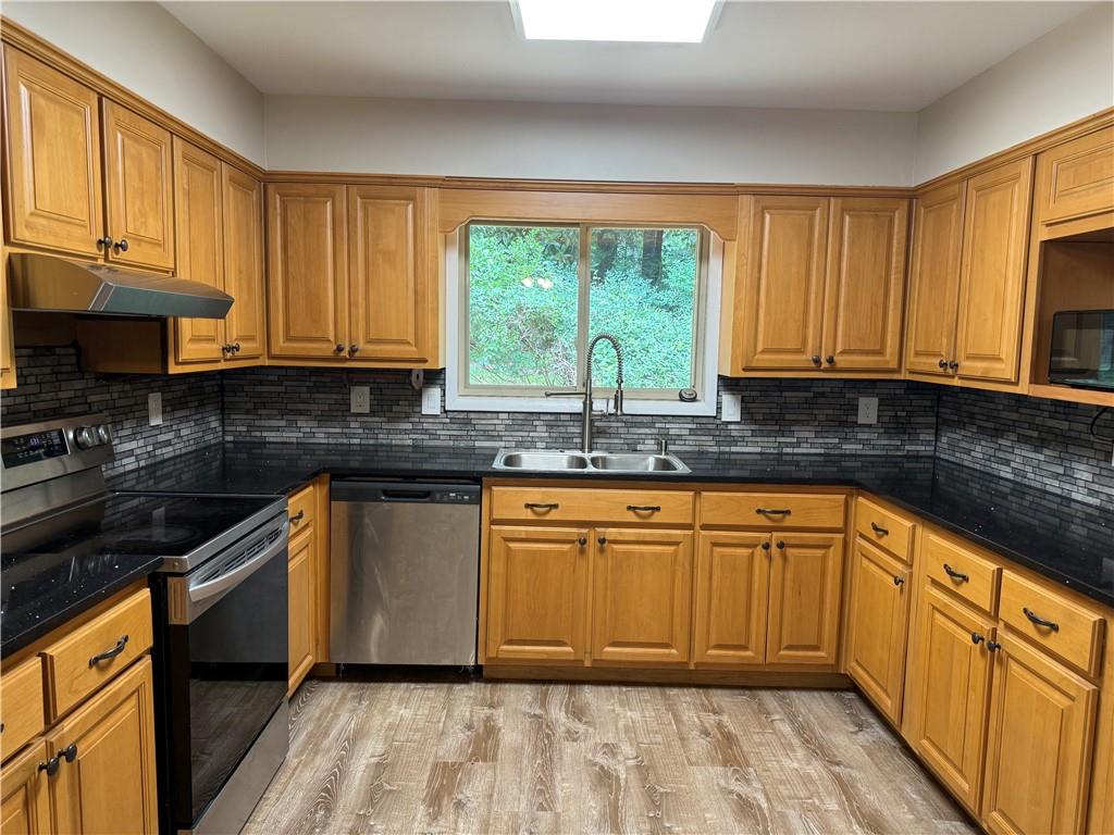 145 Starboard Point Property Photo 14