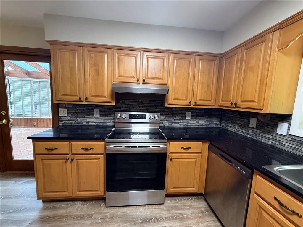 145 Starboard Point Property Photo 16