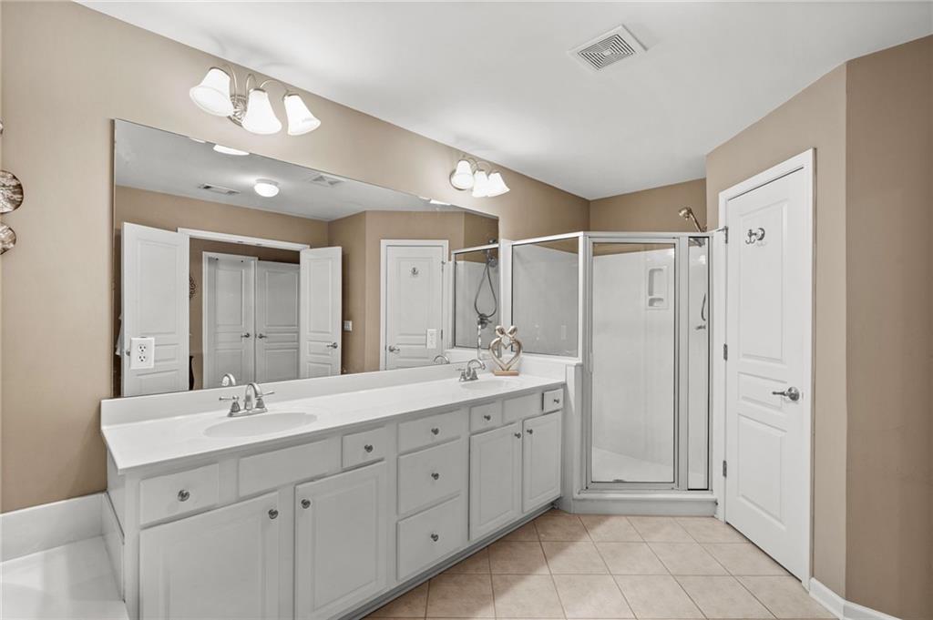 967 Cambron Commons Trace Property Photo 22