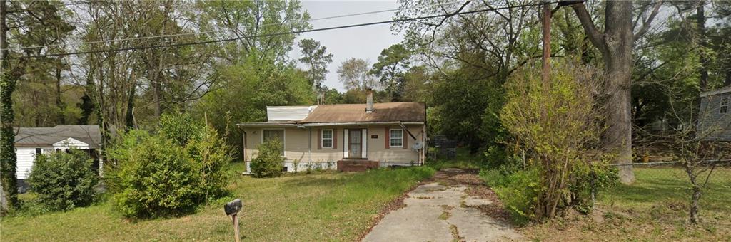 1301 Lakeview Drive Property Photo 1