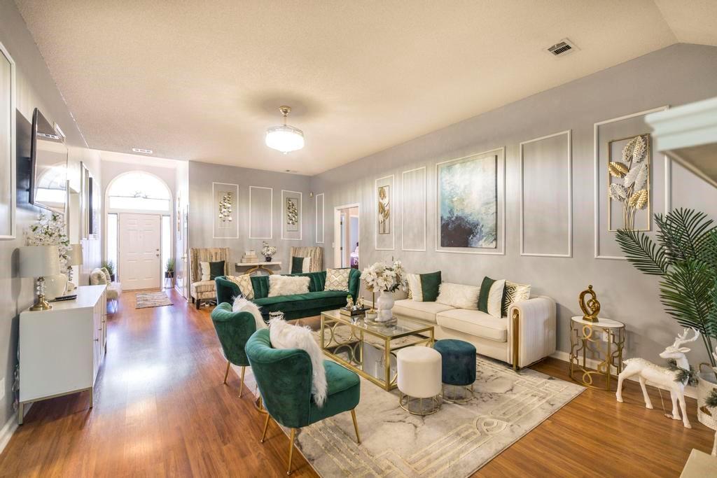123 Galaxy Avenue Property Photo 11