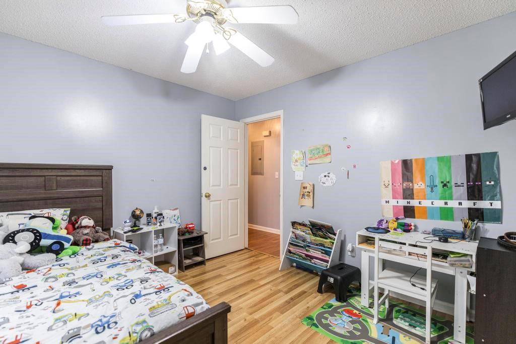 123 Galaxy Avenue Property Photo 25