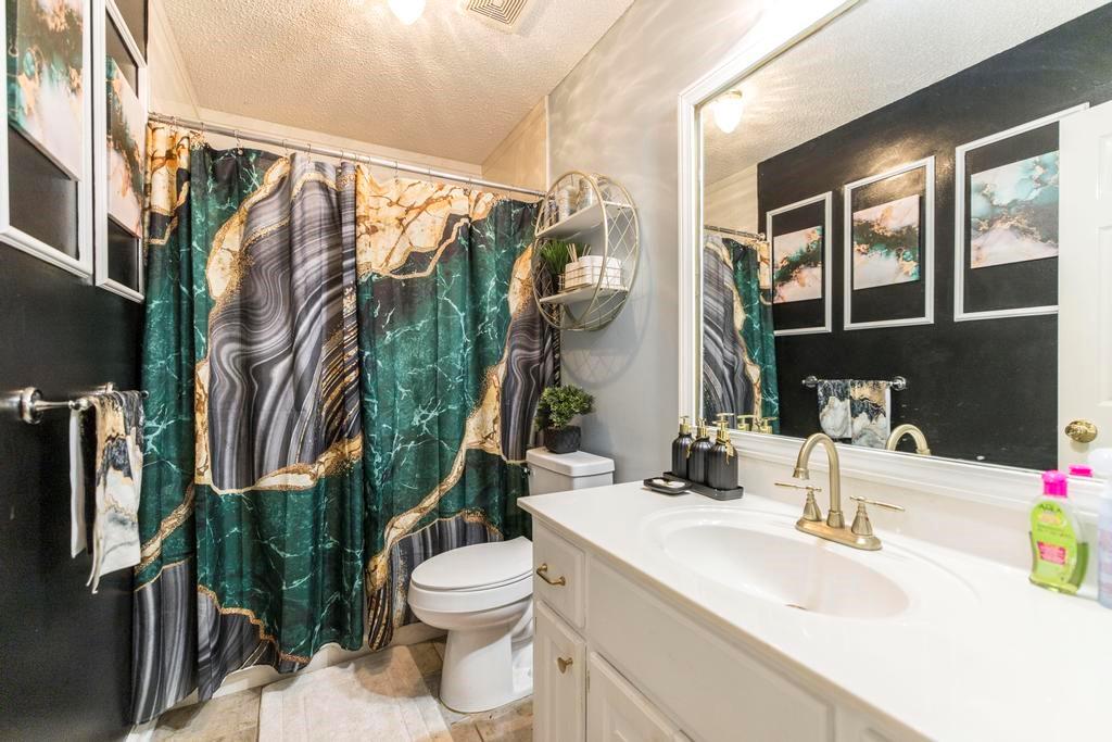 123 Galaxy Avenue Property Photo 26