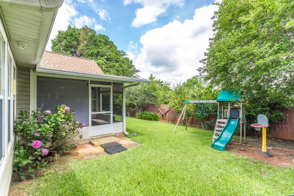 123 Galaxy Avenue Property Photo 46