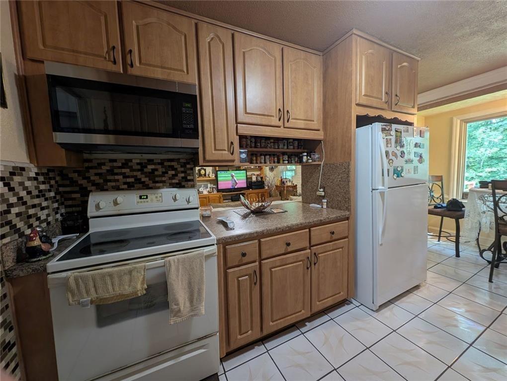 7829604 Property Photo 6
