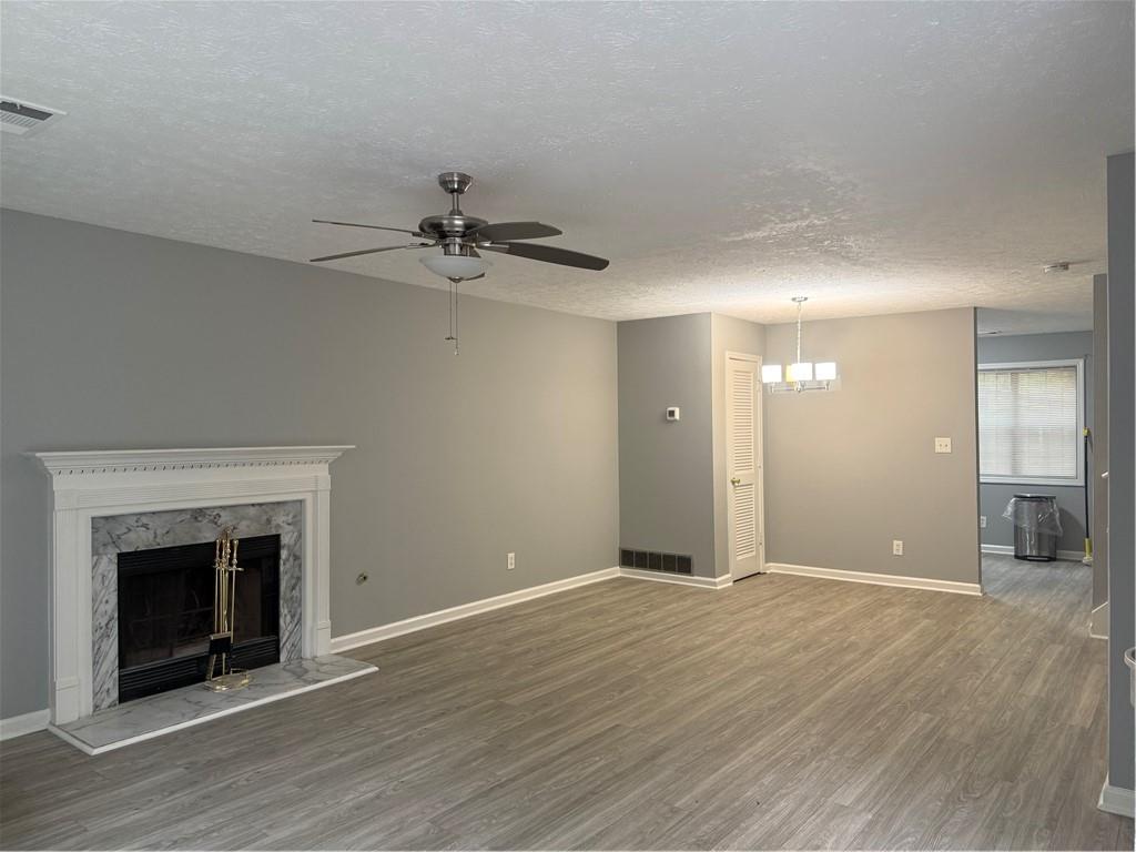 6341 Wedgeview Drive Property Photo 7