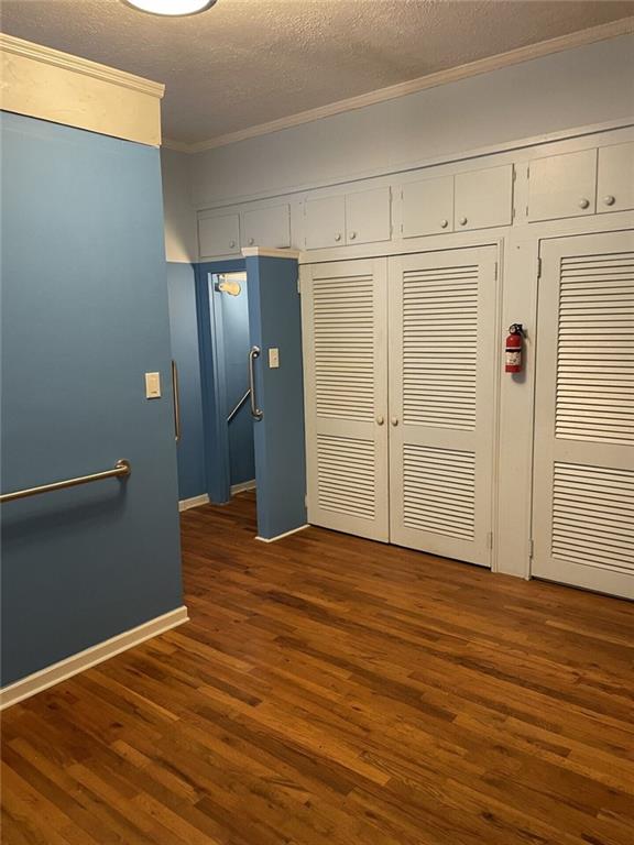 379 West Avenue Property Photo 10