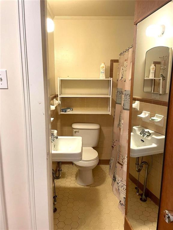 379 West Avenue Property Photo 21