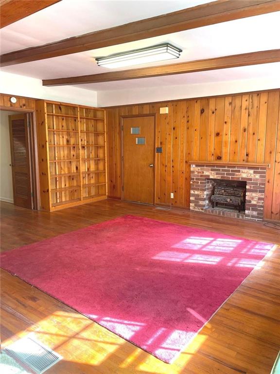 379 West Avenue Property Photo 37