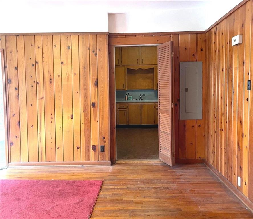 379 West Avenue Property Photo 46