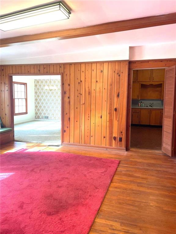 379 West Avenue Property Photo 47