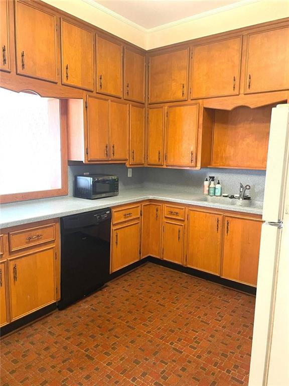 379 West Avenue Property Photo 50