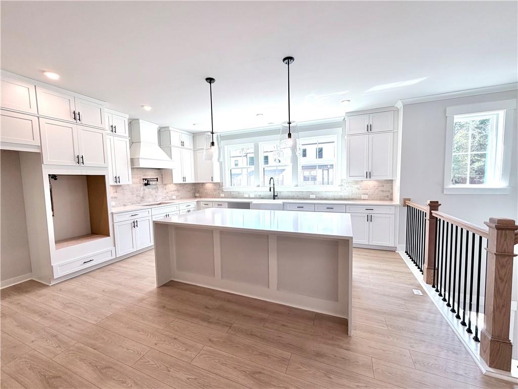 111 Bridgecrest Road Property Photo 1