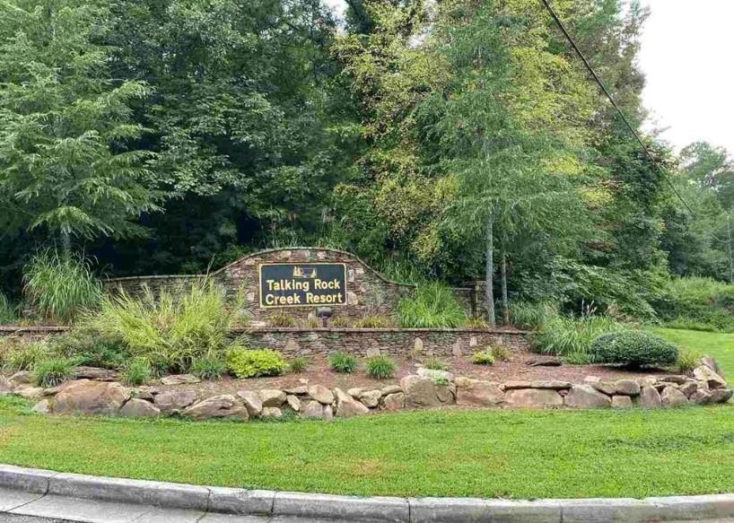 350 Peaceful Loop Property Photo 6