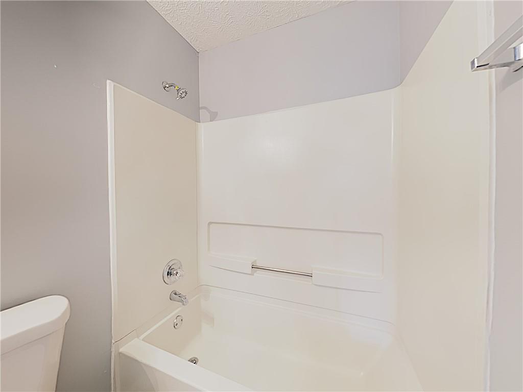 7829769 Property Photo 13