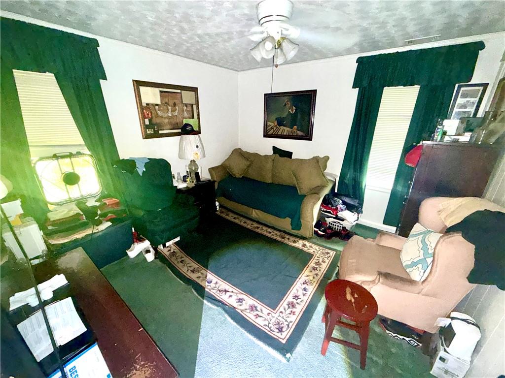 230 Eleanor Street Se Property Photo 8