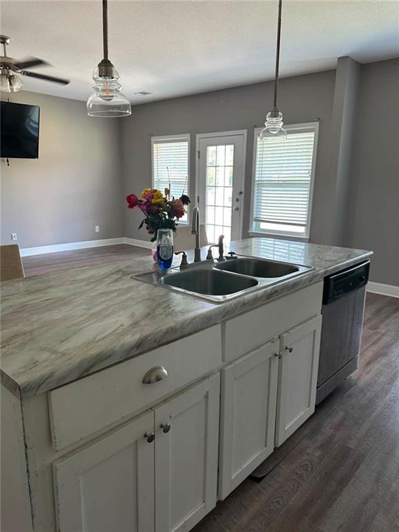 409 Pivot Point Property Photo 8