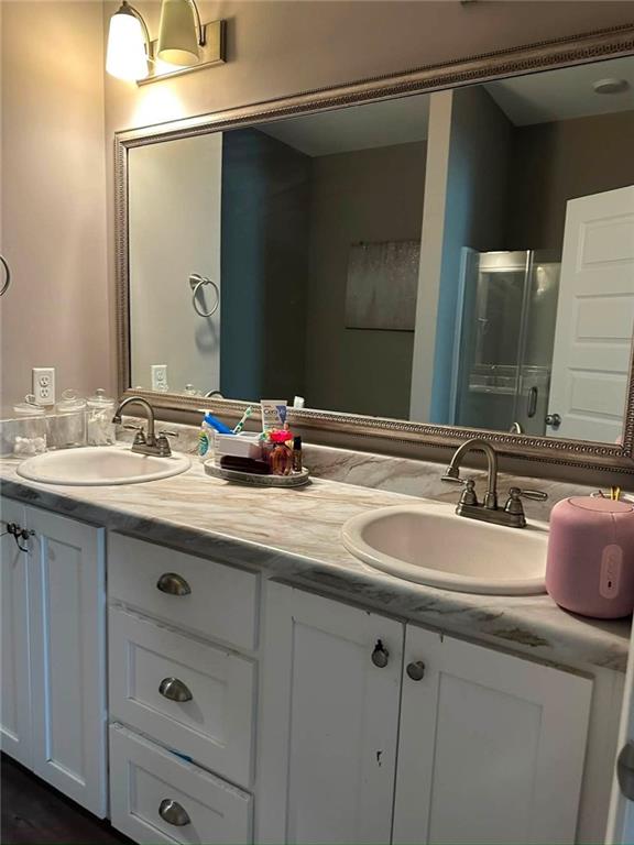 409 Pivot Point Property Photo 21