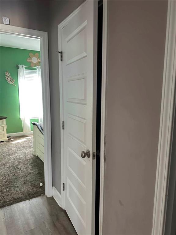 409 Pivot Point Property Photo 28