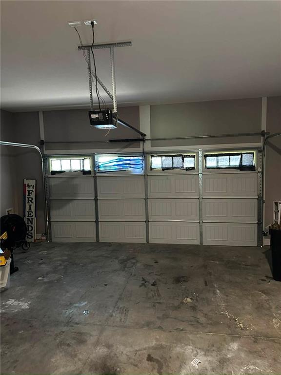 409 Pivot Point Property Photo 35