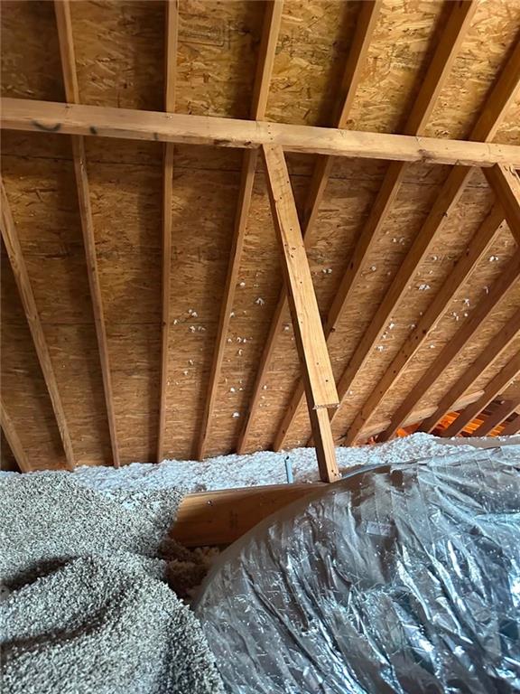409 Pivot Point Property Photo 43