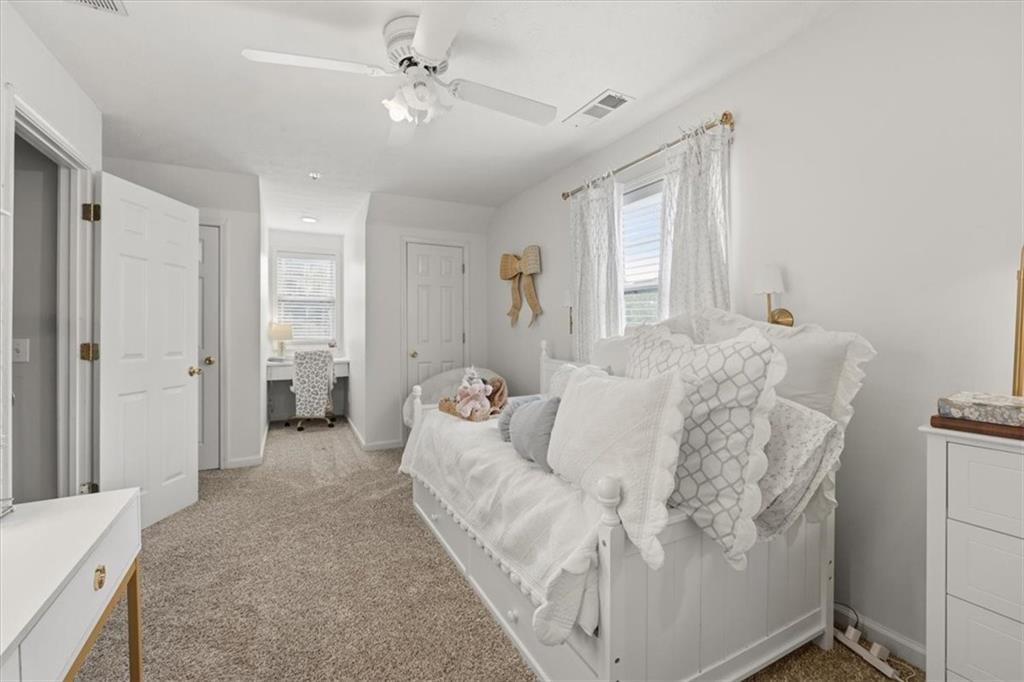 2011 Windfield Drive Property Photo 23