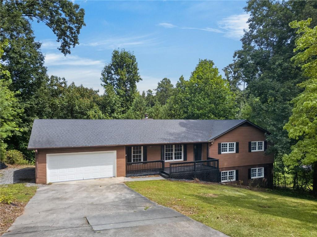 110 Thornwood Drive Property Photo 1