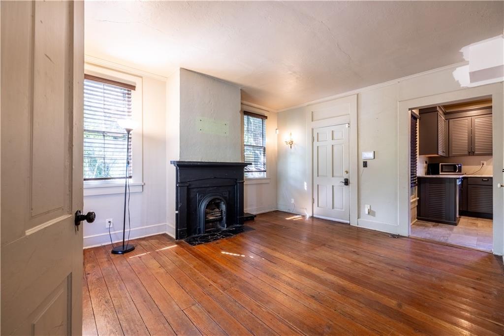 906 E 2nd Avenue E Property Photo 39