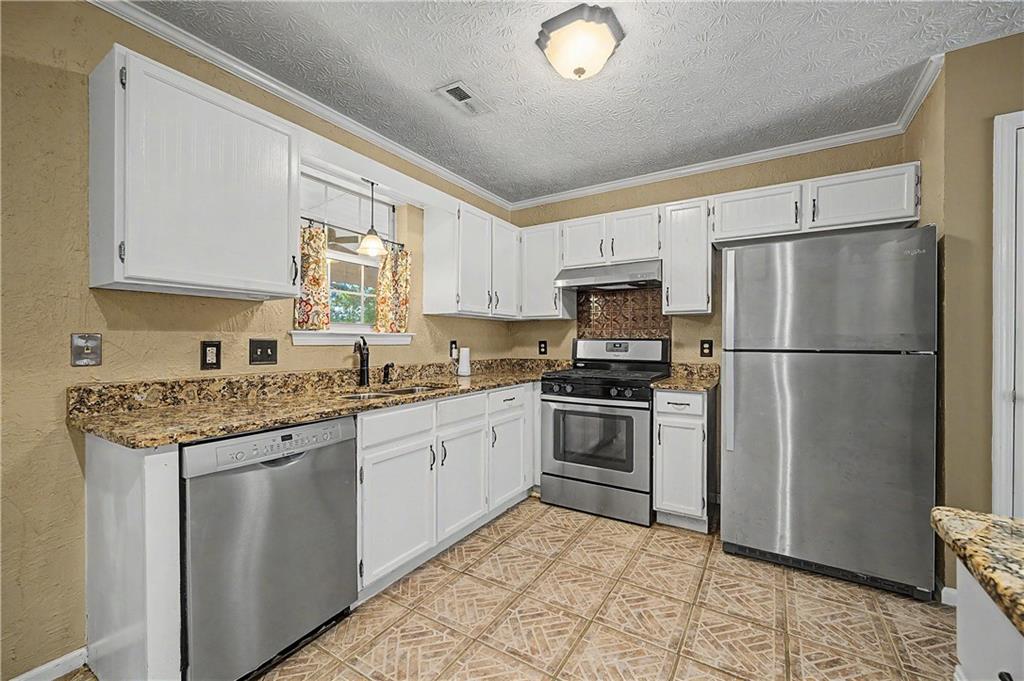 204 Spring Circle Property Photo 11