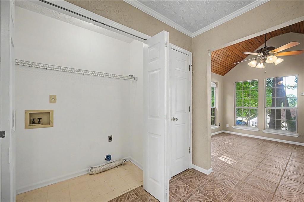 204 Spring Circle Property Photo 12