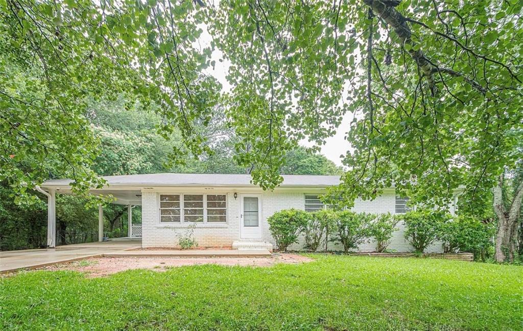 960 Old Canton Road Property Photo 1
