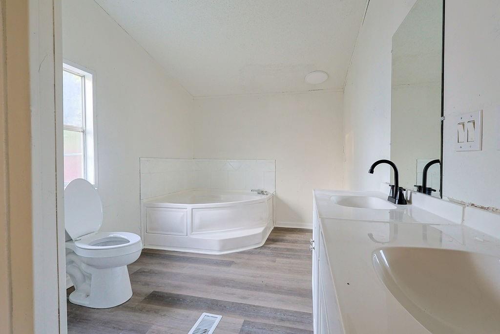 158 Felton Drive Property Photo 12