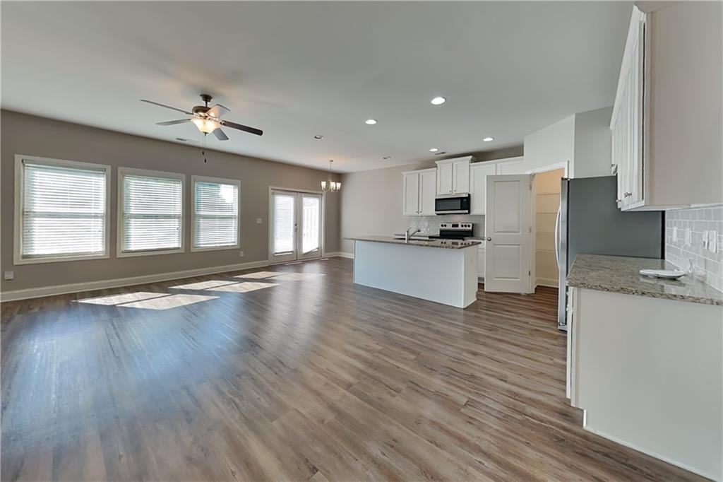 7830028 Property Photo 3