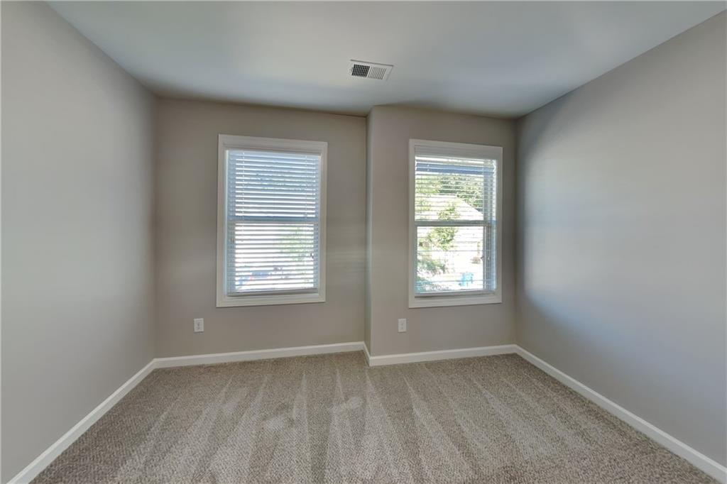 7830028 Property Photo 11