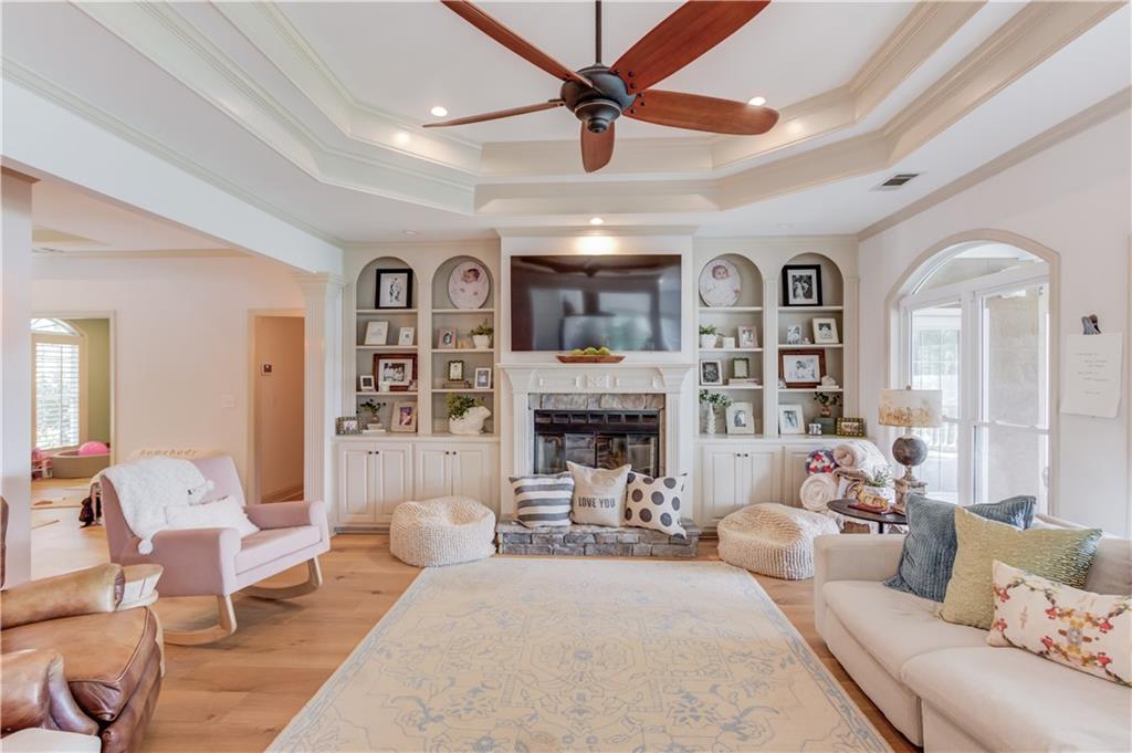6228 Waters Edge Drive Property Photo 15