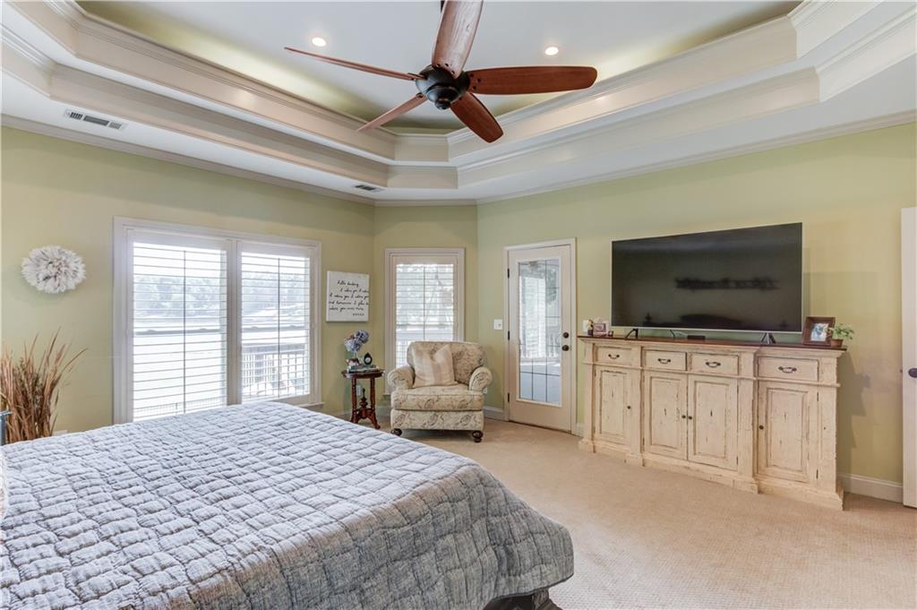 6228 Waters Edge Drive Property Photo 32