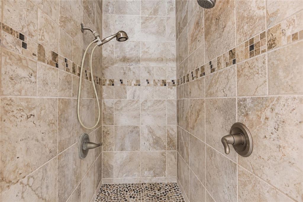 6228 Waters Edge Drive Property Photo 36