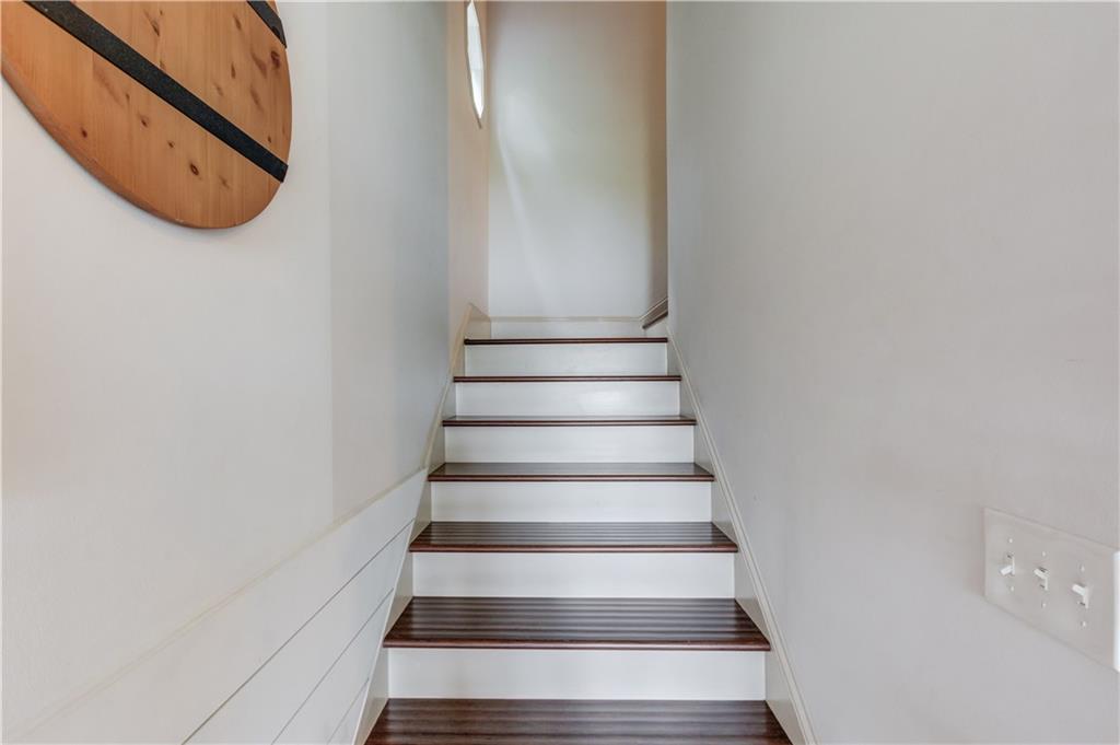 6228 Waters Edge Drive Property Photo 42