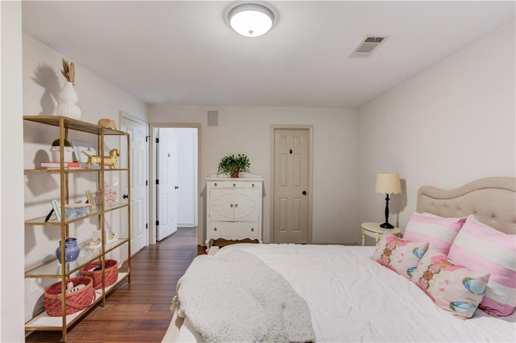 6228 Waters Edge Drive Property Photo 44