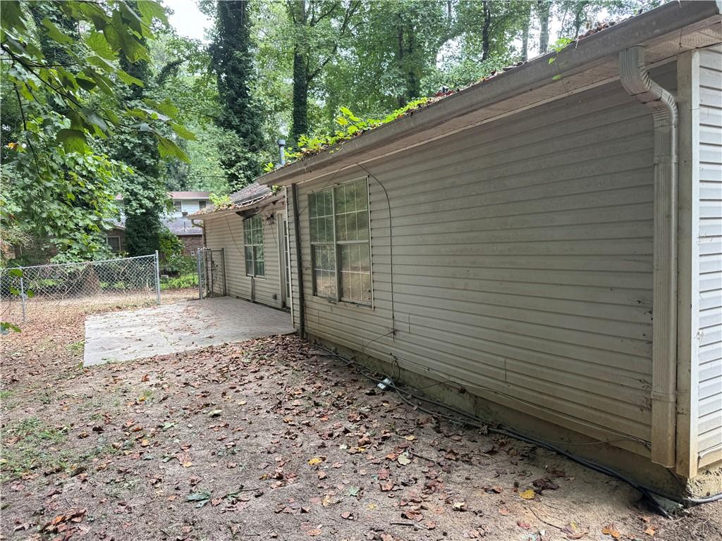 2033 Pine Cone Drive Property Photo 2