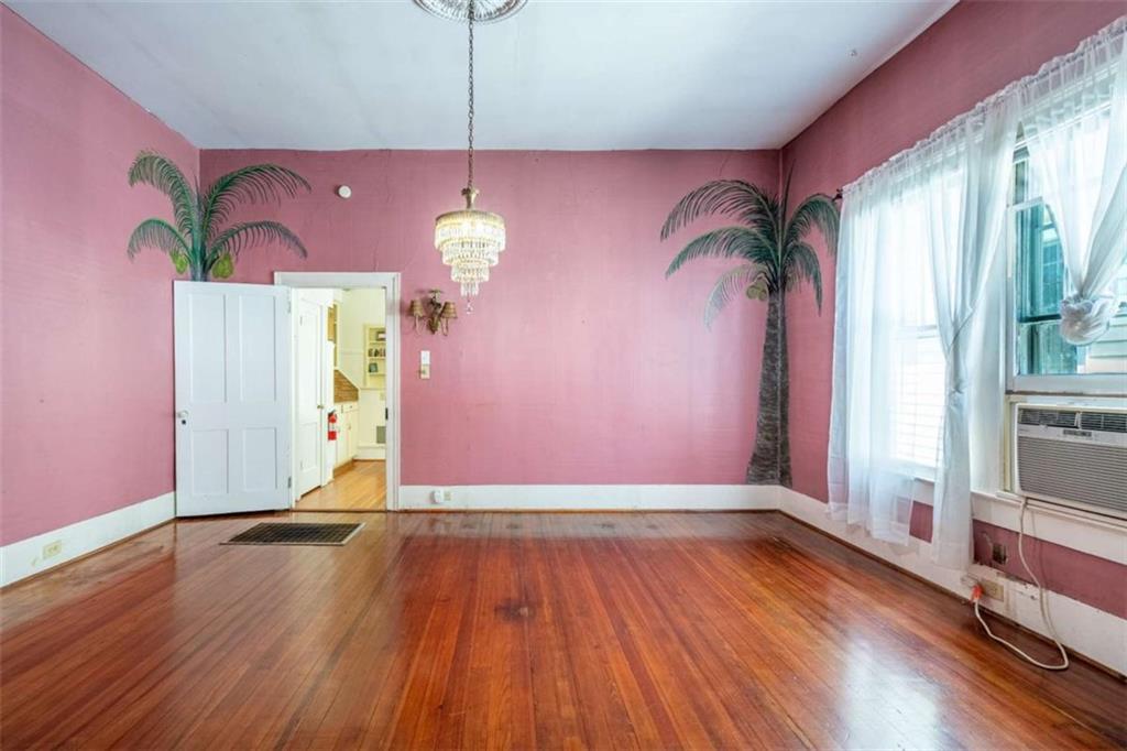 723 Avenue A Property Photo 8
