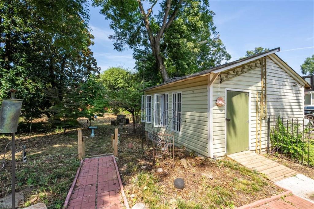 723 Avenue A Property Photo 24