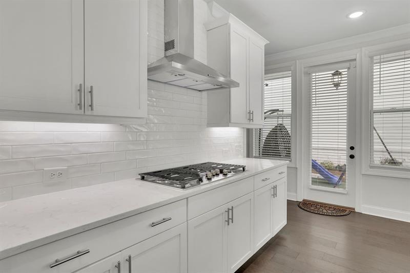 1070 Poppy Pointe Property Photo 9