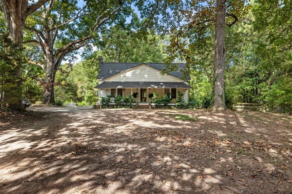 85 Andrew Road Property Photo 1