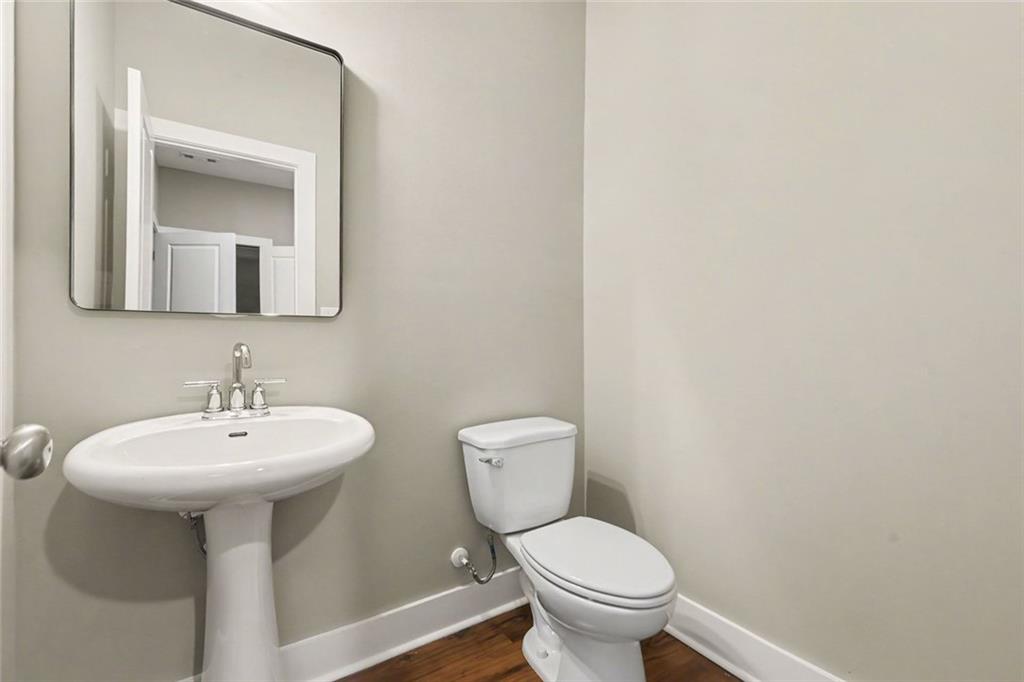 7666 Squire Court Property Photo 6