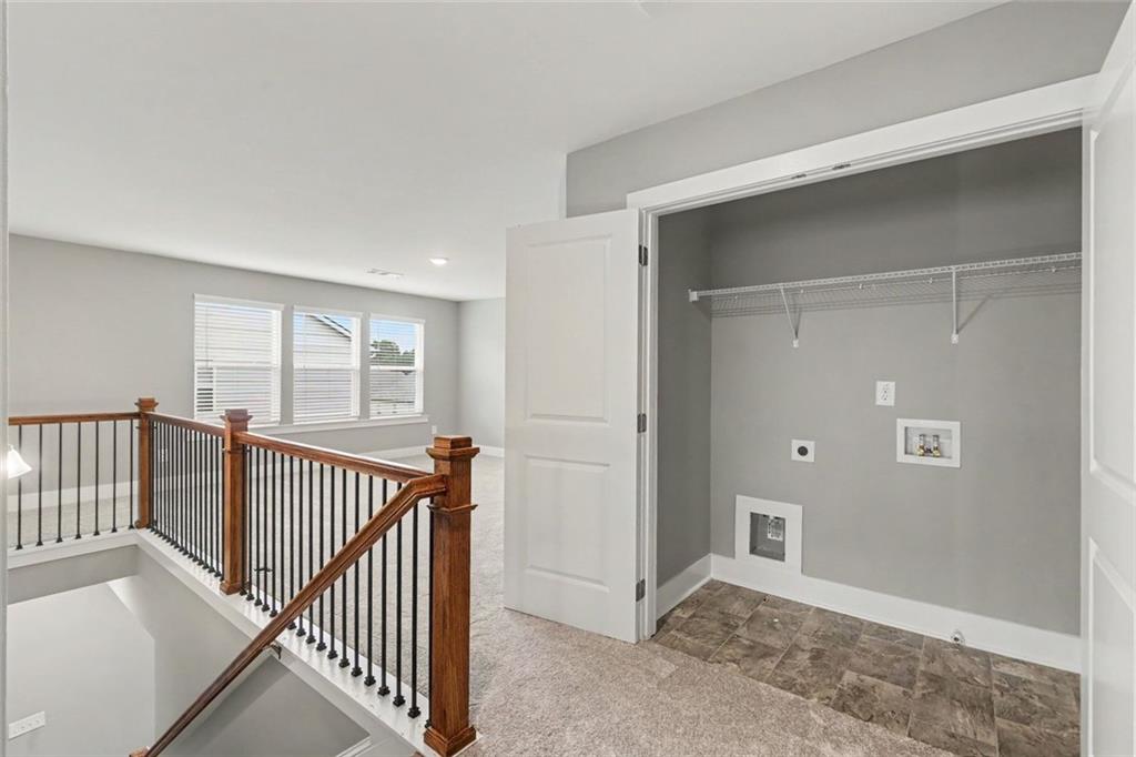 7666 Squire Court Property Photo 14