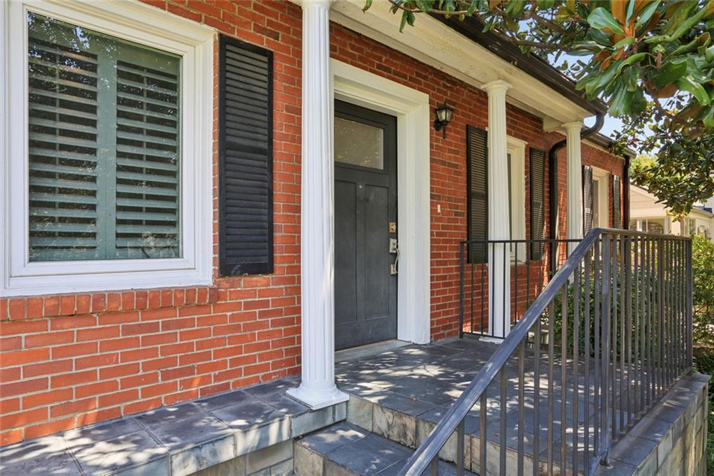 266 Midvale Drive Ne Property Photo 3