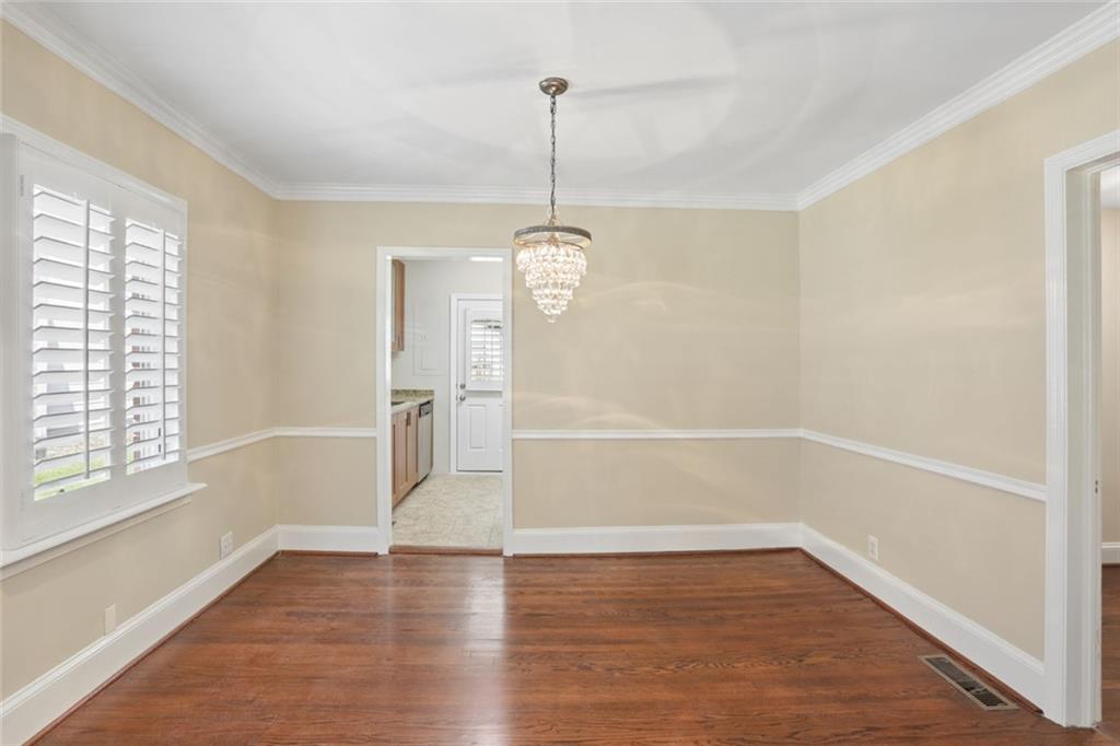 266 Midvale Drive Ne Property Photo 7